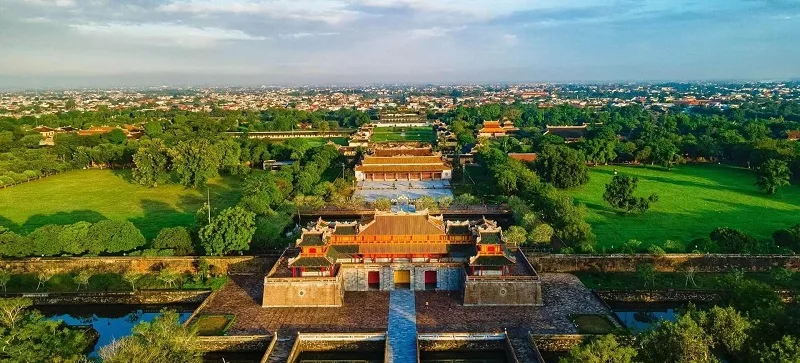 Du lịch Huế 3 ngày 2 đêm có gì hấp dẫn?